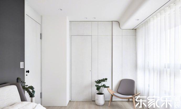 極簡主義風(fēng)格裝修的房子，多余的亂七八糟雜物放哪兒?